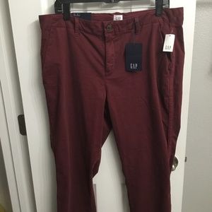 Gap girlfriend chino  pants Shiraz NWT size 14